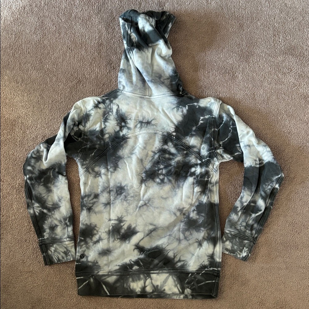 lululemon athletica Black and Gray Tie-Dye Hoodie - Picture 2 of 2